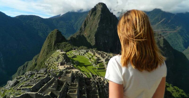 From Cusco: Private Tour to Machu Picchu With Lunch - Exploring Machu Picchu