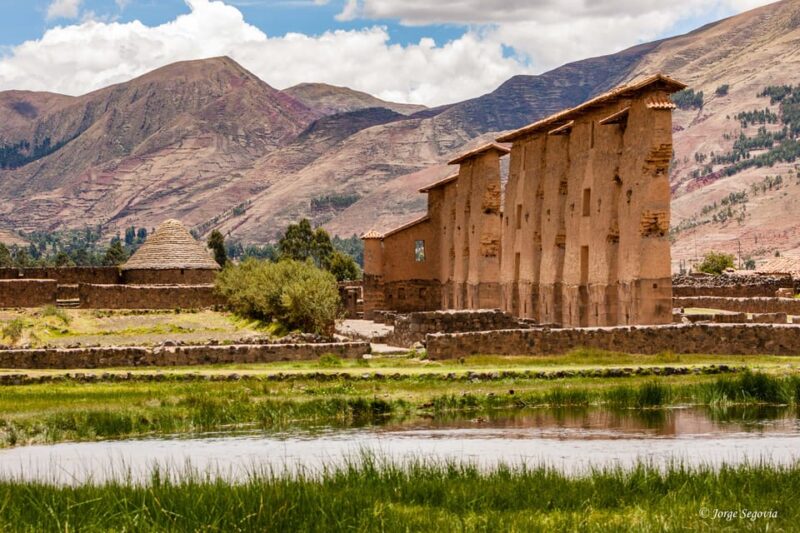 From Cusco: Sunshine Route With Amantani Island 2 Days - Day 2: Uros and Amantani Island