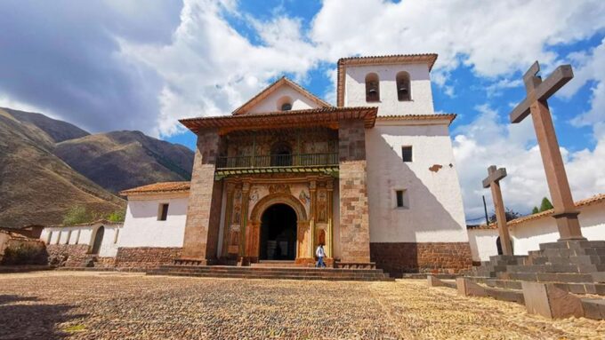 From Cusco: Titicaca Lake With the Route of the Sun in 2 Day - What to Bring