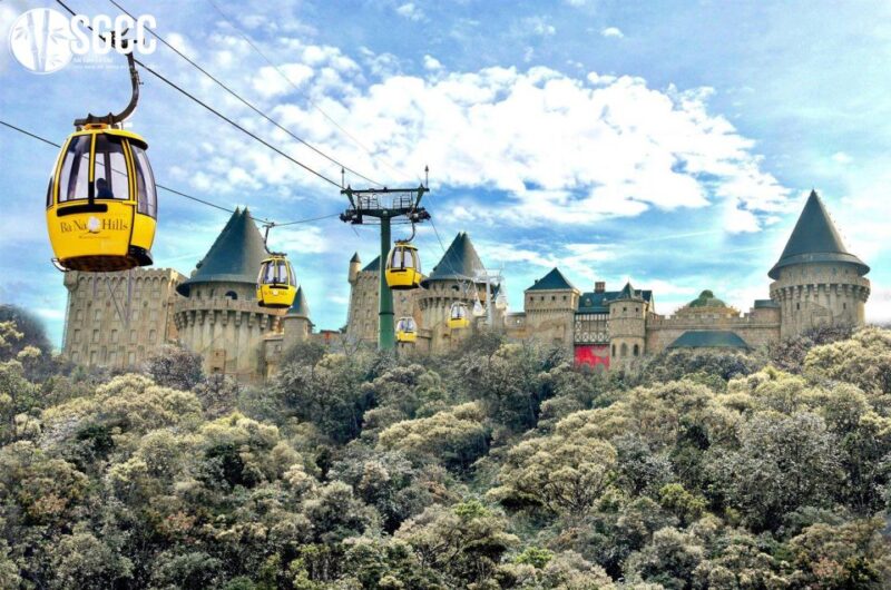 From Da Nang: Ba Na Hills Golden Bridge Private Tour & Lunch - French Village