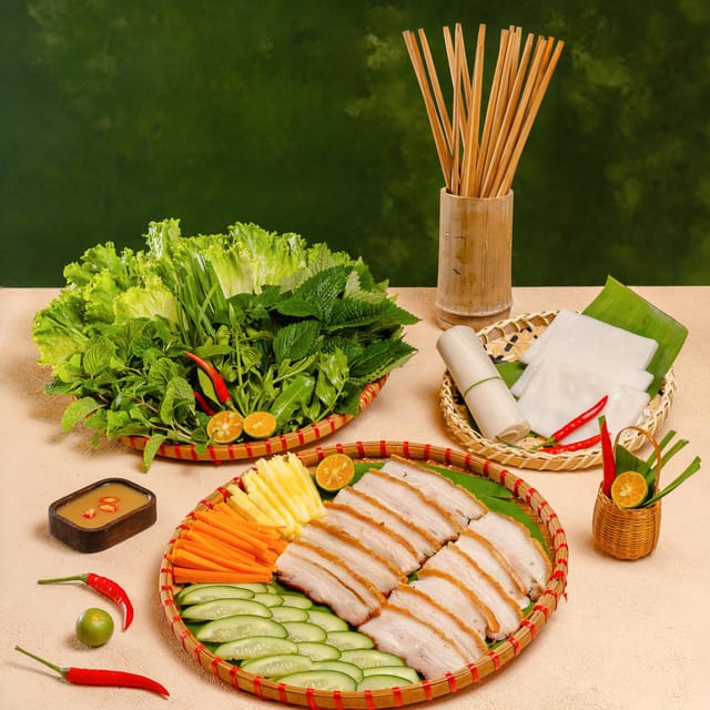 From Da Nang: Explore Traditional Vietnamese Local Food Tour - Experience Highlights