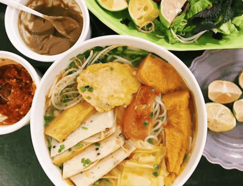 From Da Nang: Explore Traditional Vietnamese Local Food Tour - Important Information