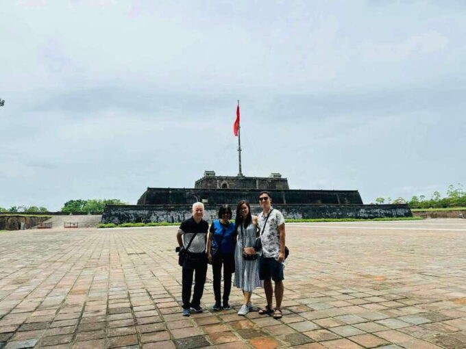 From Da Nang: Hue Imperial City and Khai Dinh Tomb Day Trip - Local Cuisine and Dining Experience