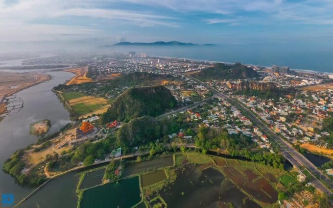 From Da Nang: Marble Mountains and Hoi an Evening Tour - Strolling Through Hoi an