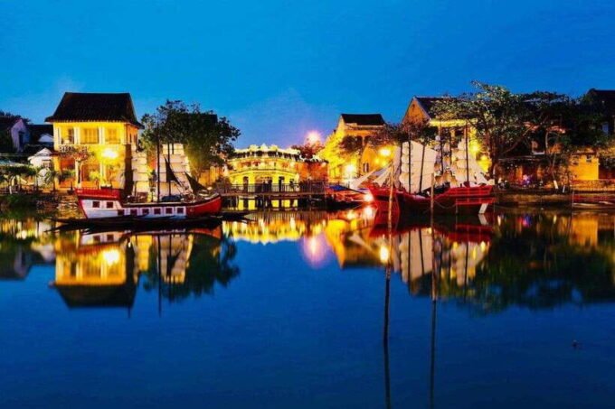 From Da Nang or Hoi An: Da Nang City Tour & Hoi an Town - Phuc Kien Chinese Assembly Hall: Learn About Ancestor Worship
