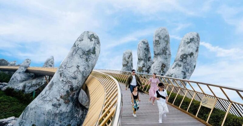 From Da Nang or Hoi An: Private Tour Ba Na Hills 1 Day - Dining Options