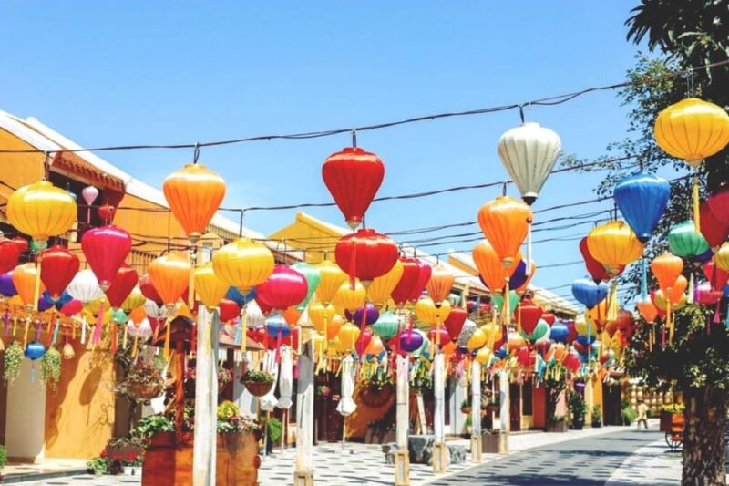 From Da Nang or Hoi An:Da Nang, Hoi An Lantern Festival Tour - Language Options