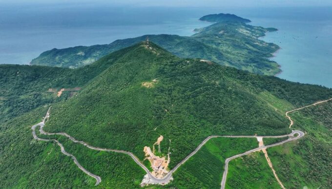 From Da Nang : Private Transfer to Hue via Hai Van Pass - Stops Along the Way
