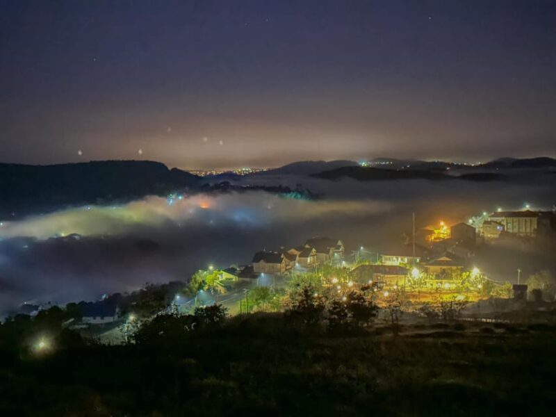 From Dalat: Sunrise Tour - Hike Over Misty Valley - Hanging Rose Garden Experience