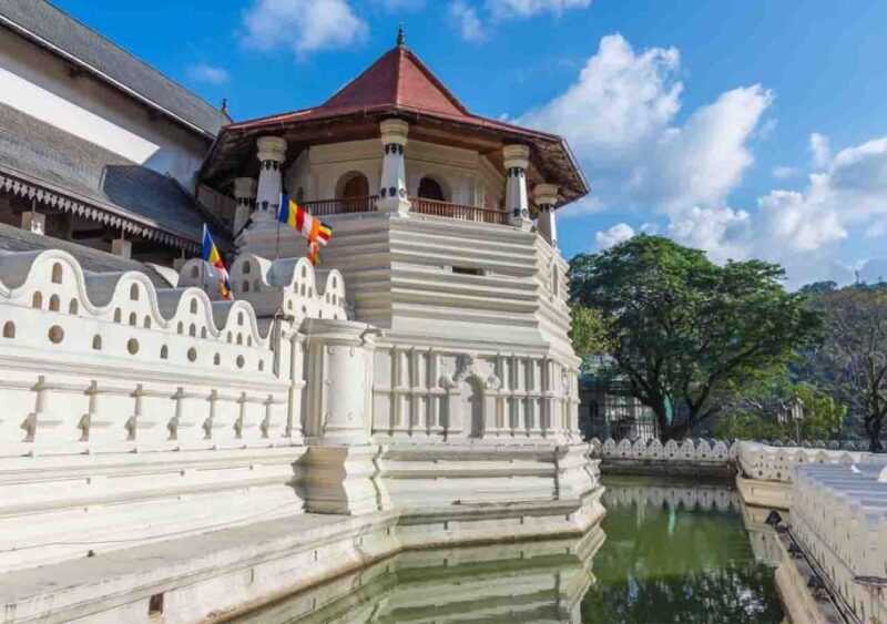 From Dambulla: Kandy Day Trip - Key Attractions