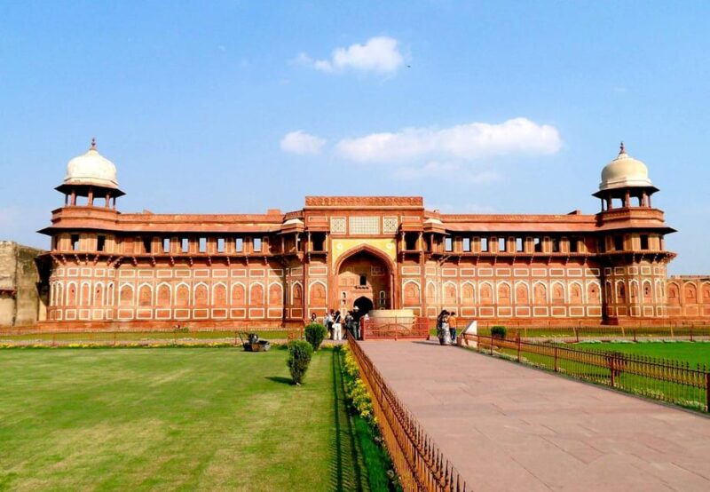 From Delhi : 1-Day Trip to Taj Mahal and Agra by Car - Included Services