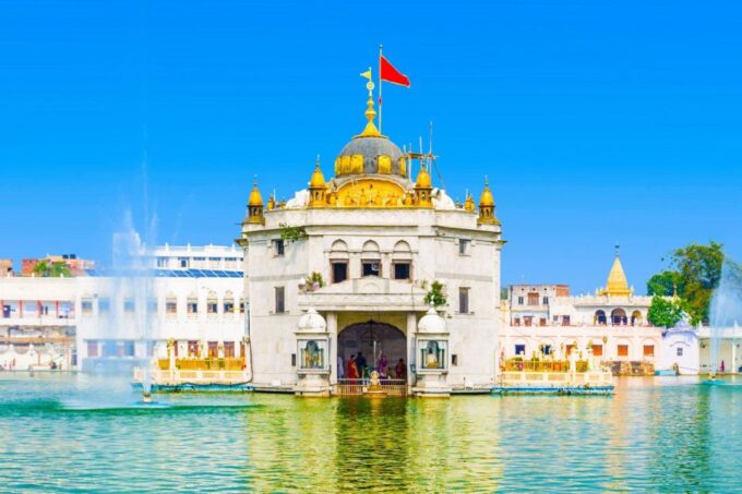 From Delhi: 2 Day Amritsar Golden Temple & Wagah Border Tour - Frequently Asked Questions