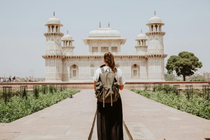 From Delhi: 2-Day Delhi & Agra Taj Mahal Tour in Private Car - About the Tour Operator