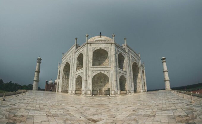 From Delhi: 2-Day Taj Mahal Sunrise Tour With Fatehpur Sikri - Participant Information