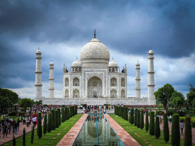From Delhi: 2-Day Taj Mahal Sunrise Tour With Fatehpur Sikri - Customer Reviews