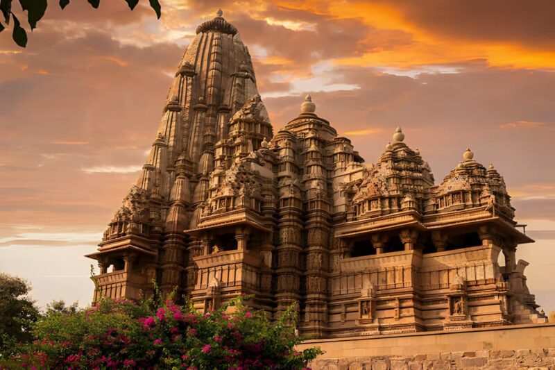 From Delhi: 2 Days Orchha and Khajuraho Tour - Included Amenities