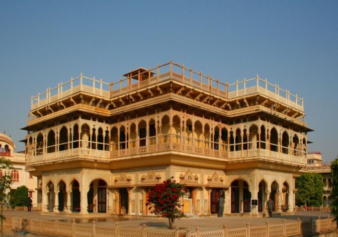 From Delhi: 4-Day Golden Triangle & Ranthambore Guided Tour - Uncovering Jaipur