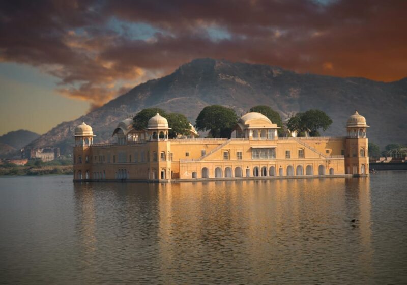 From Delhi: 6-Day Golden Triangle Tour With Varanasi - Experience and Flexibility