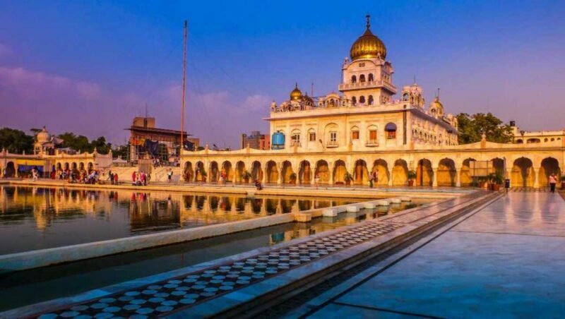 From Delhi: 6 Day GoldenTriangle Tour with Varanasi ByFlight - Day 2: Agra to Jaipur via Fatehpur Sikri