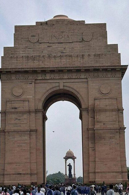 From Delhi: 6-Day Luxury Golden Triangle Tour With Varanasi - Day 4: Jaipur to Varanasi