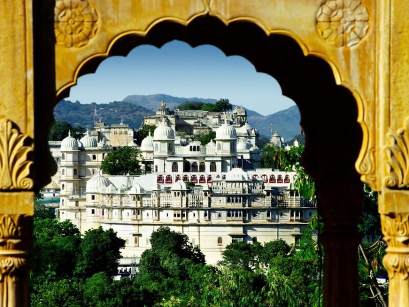 From Delhi: 7-Day Golden Triangle Tour With Udaipur Jodhpur - Daily Breakdown