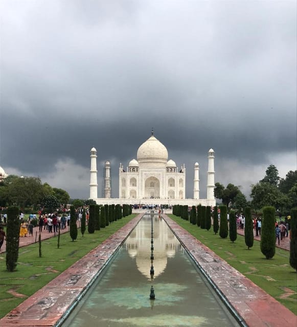 From Delhi: Agra Day Round Trip by Fastest Train. - Key Points
