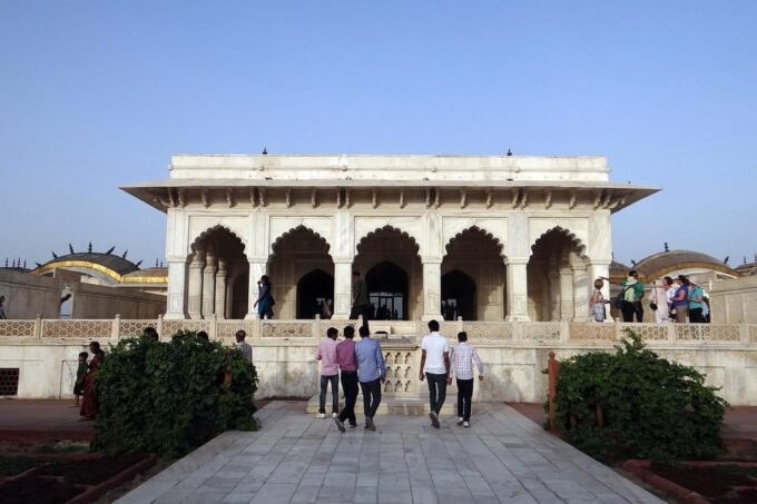 From Delhi: Agra Day Trip With Train Tickets and Lunch - Highlights and Tour Duration