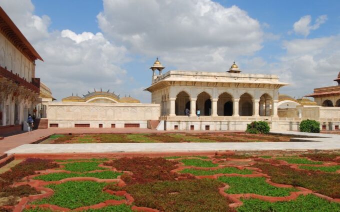 From Delhi: Agra Taj Mahal Tour By Car - Private Transportation and Tour Guide