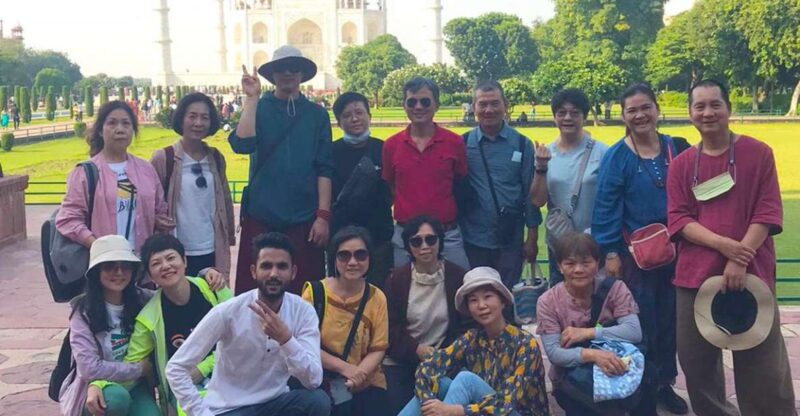 From Delhi: Agra Tour by Gatiman Express - Taj Mahal Visit