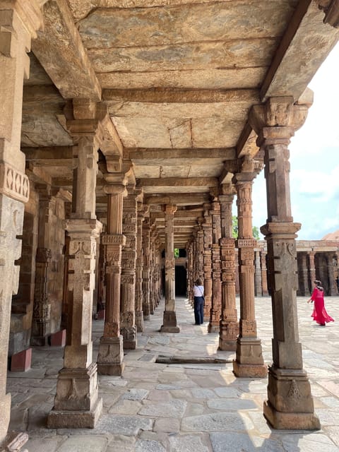 From Delhi Airport: Layover Guided Old & New Delhi Tour - Key Points