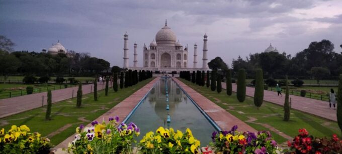 From Delhi All Inclusive Taj Mahal by Superfast Luxury Train - Frequently Asked Questions