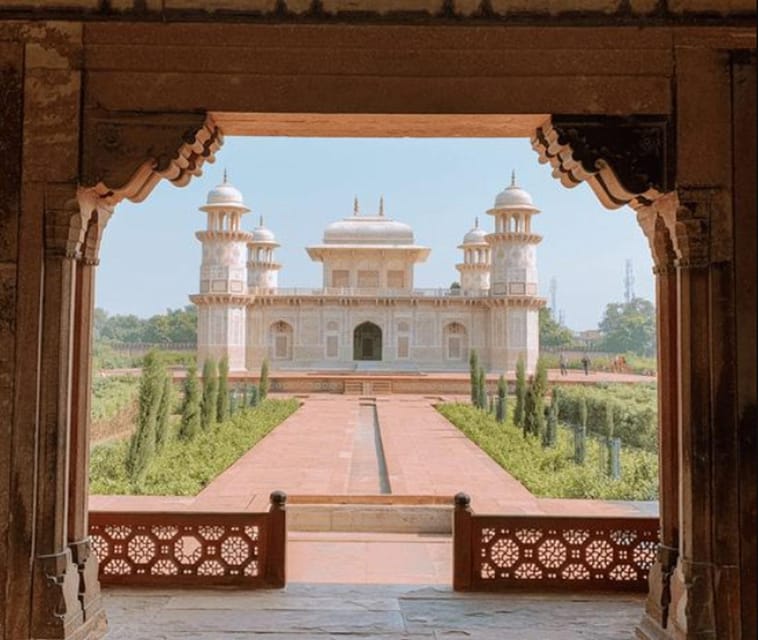 From Delhi: Explore Agras Wonders Tour Package - Tour Experience