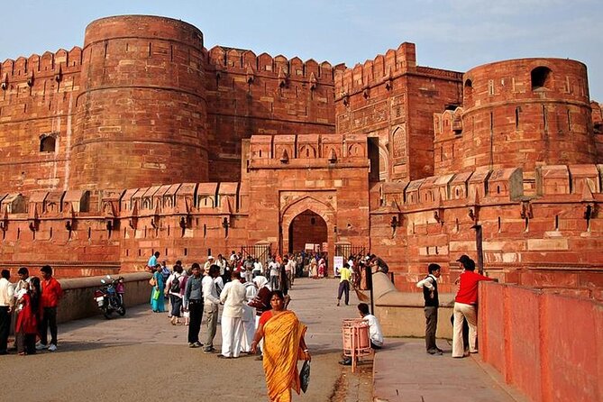 From Delhi: Full Day Tajmahal & Agra Fort With 5 Star Lunch - Pickup and Accessibility