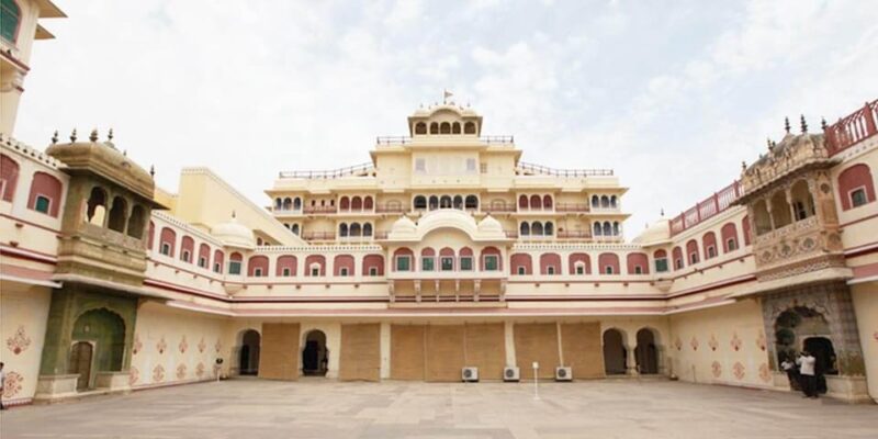 From Delhi: Jaipur Day Trip by Fast Train or Private Car - Lunch and Rajasthani Cuisine