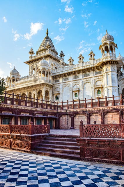 From Delhi: Jaipur Day Trip With Amber Fort and City Palace - Transportation and Accessibility
