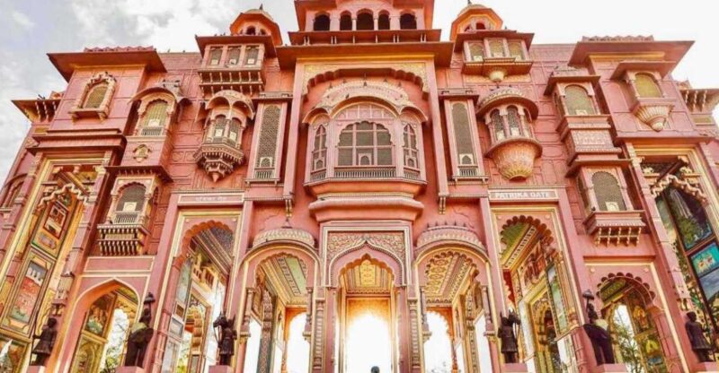 From Delhi: Jaipur Private Day Tour by First-Class Train - Itinerary Highlights