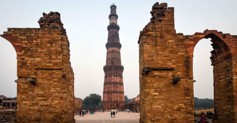 From Delhi: Old & New Delhi Private Sightseeing Tour - Itinerary Highlights