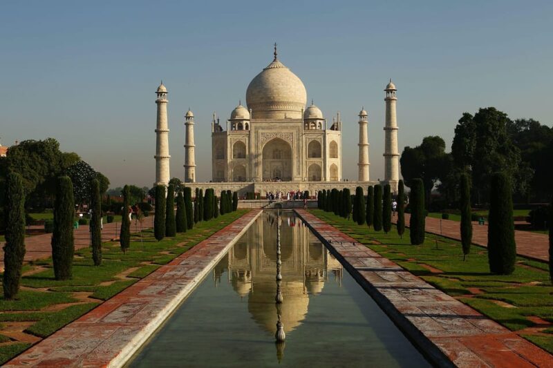 From Delhi: Overnight Agra With Fatehpur Sikri, Luxury Tour - Key Attractions