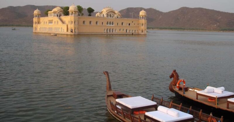 From Delhi: Private 2Day Agra, Jaipur & Fatehpur Sikri Tour - Itinerary Details