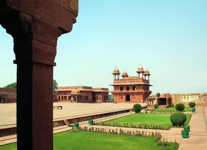 From Delhi: Private 5-Day Tiger and Golden Triangle Tour - Ranthambore National Park