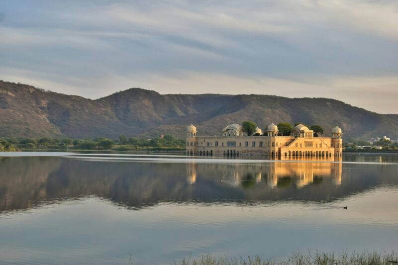 From Delhi: Private Jaipur Same Day Tour - Transportation Details