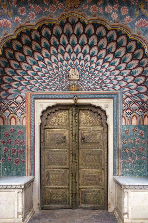 From Delhi: Private Jaipur Same Day Tour - About the Tour Company