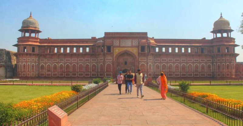 From Delhi: Private Lgbtq-Friendly Taj Mahal Tour With Lunch - Transportation and Accessibility