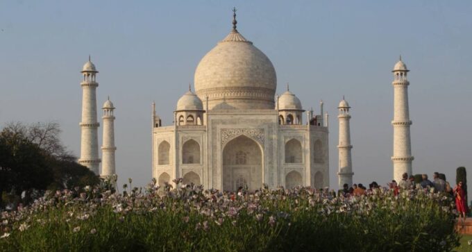 From Delhi: Private Lgbtq-Friendly Taj Mahal Tour With Lunch - Tour Highlights