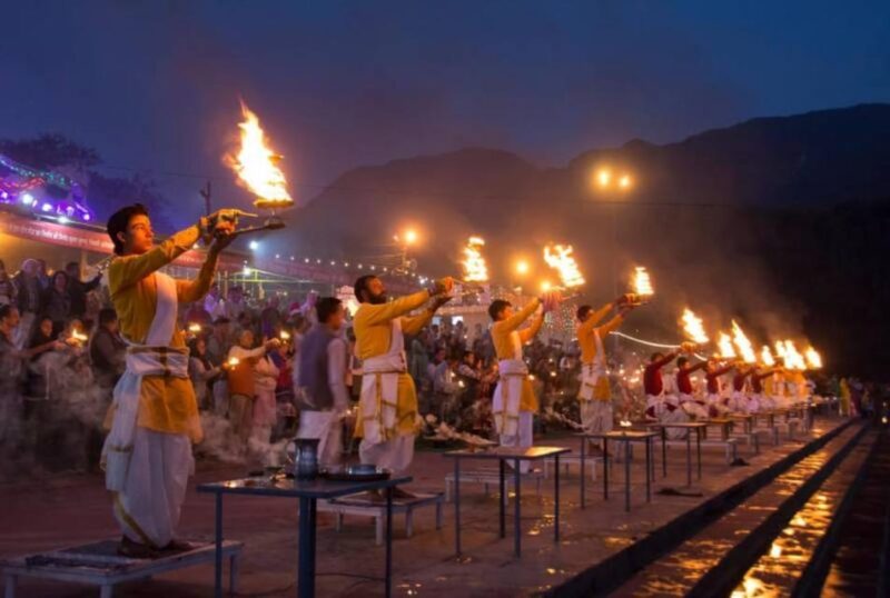 From Delhi: Private Rishikesh and Haridwar Day Tour by Car - Transportation and Group Size