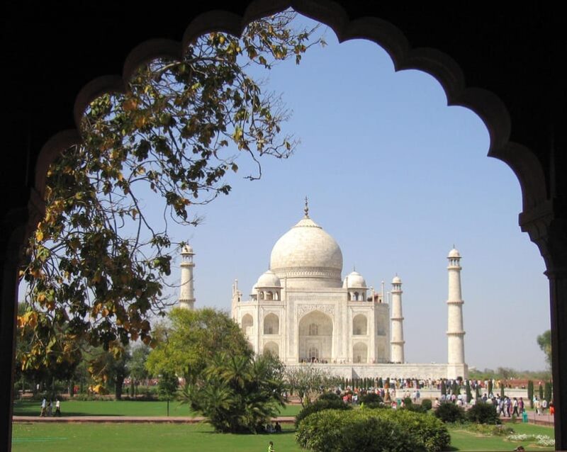 From Delhi: Private Taj Mahal & Agra Tour By Gatimaan Train - Key Points
