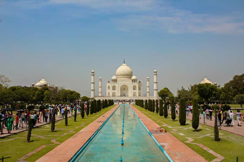 From Delhi: Private Tour to Taj Mahal and Walk to Village - Itinerary and Highlights