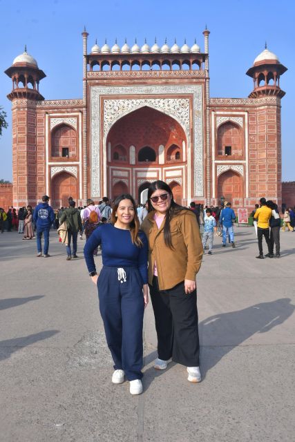 From Delhi: Same Day Taj Mahal & Agra Tour With Boat Ride - Accessibility and Language Options
