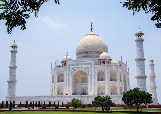 From Delhi: Same Day Taj Mahal & Agra Tour With Boat Ride - Scenic Drive to Agra