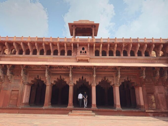 From Delhi: Same Day Taj Mahal and Agra Fort With Transfers - Frequently Asked Questions